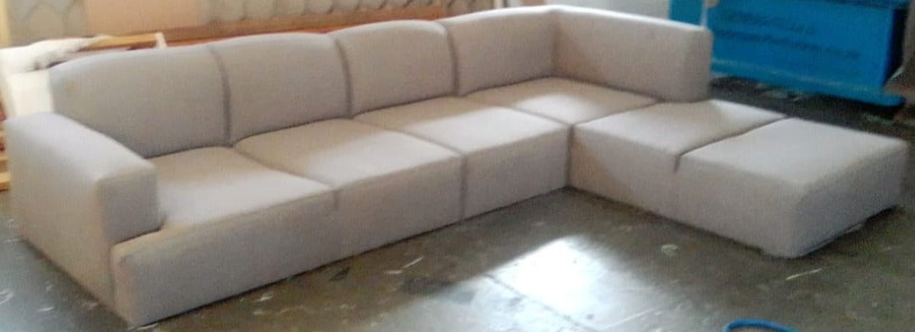 Four Seater with slay bed in fabric
